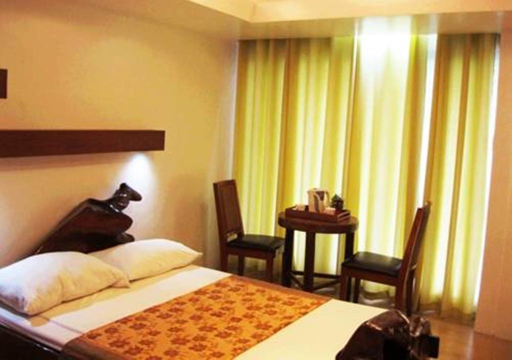 אנטיפולו Callospa And Resort מראה חיצוני תמונה